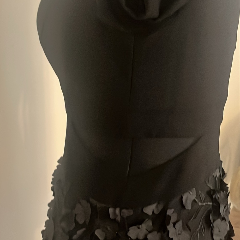 Xscape Black Long Sleeve V-Neck Evening Gown - Picture 7 of 12